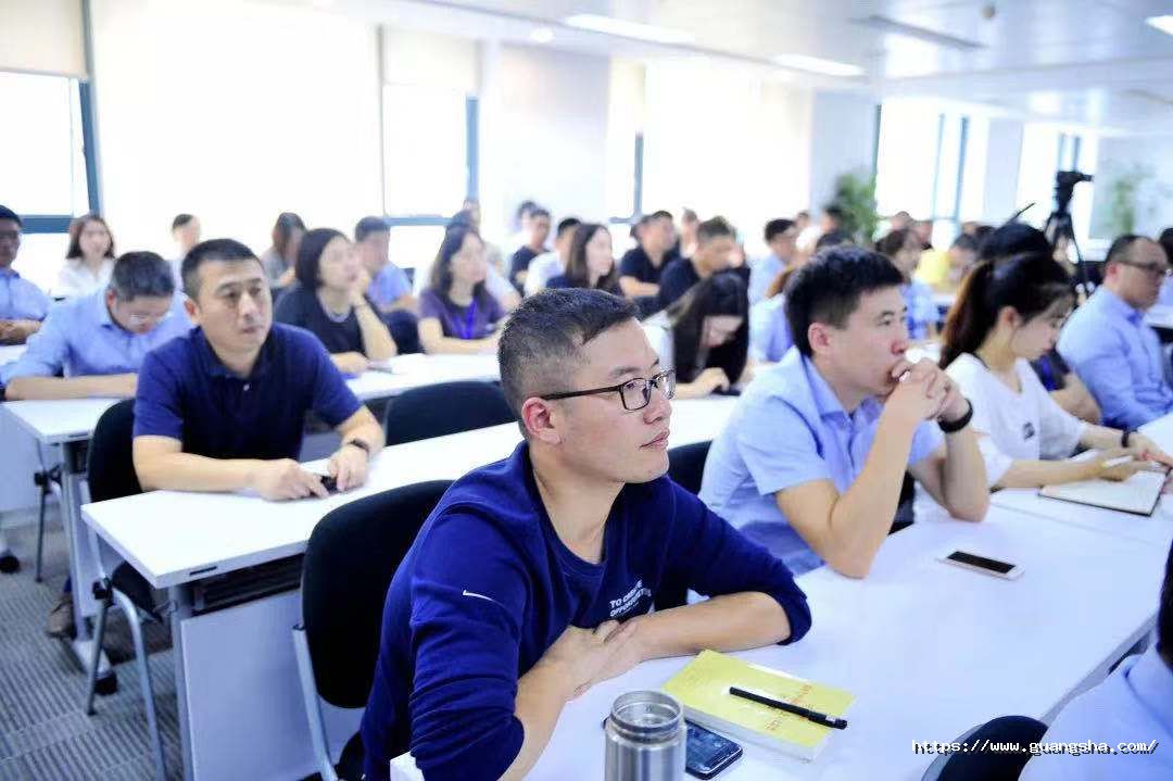 1576050207529111LjsA.jpg 199382054792631527.jpg